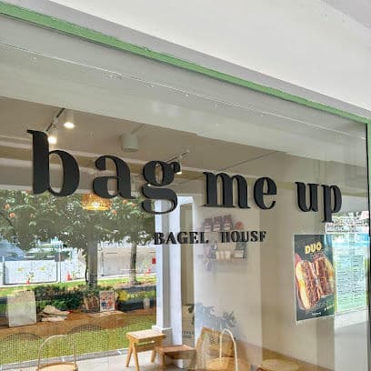 bag me up Bagel House - Dog Cafes
