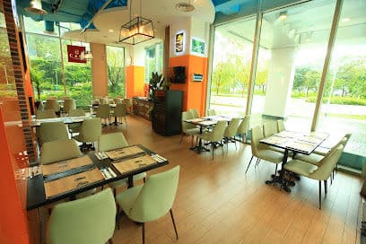 CALI, Park Avenue Rochester - Dog Cafes