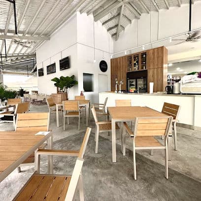 Tenplus - Dog Cafes