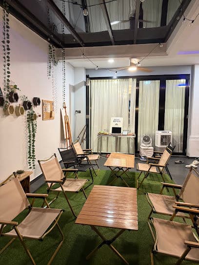 Room Cafe - Dog Cafes