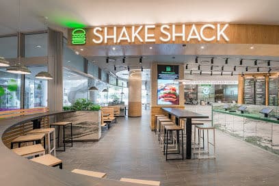Shake Shack VivoCity - Dog Cafes