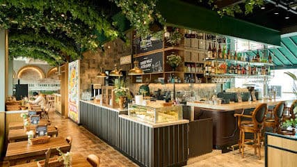 Surrey Hills Grocer - One Holland Village (Pet Friendly) - Dog Cafes